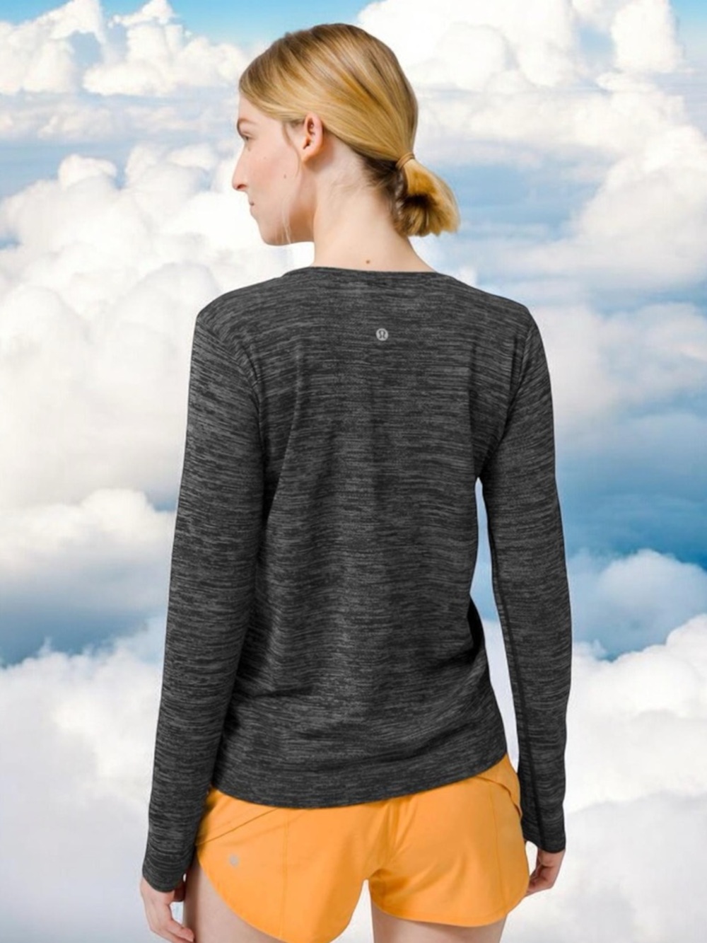 Lululemon Swiftly Relaxed Long Sleeve in Black / White / Black Sz 4 - Picture 2 of 9